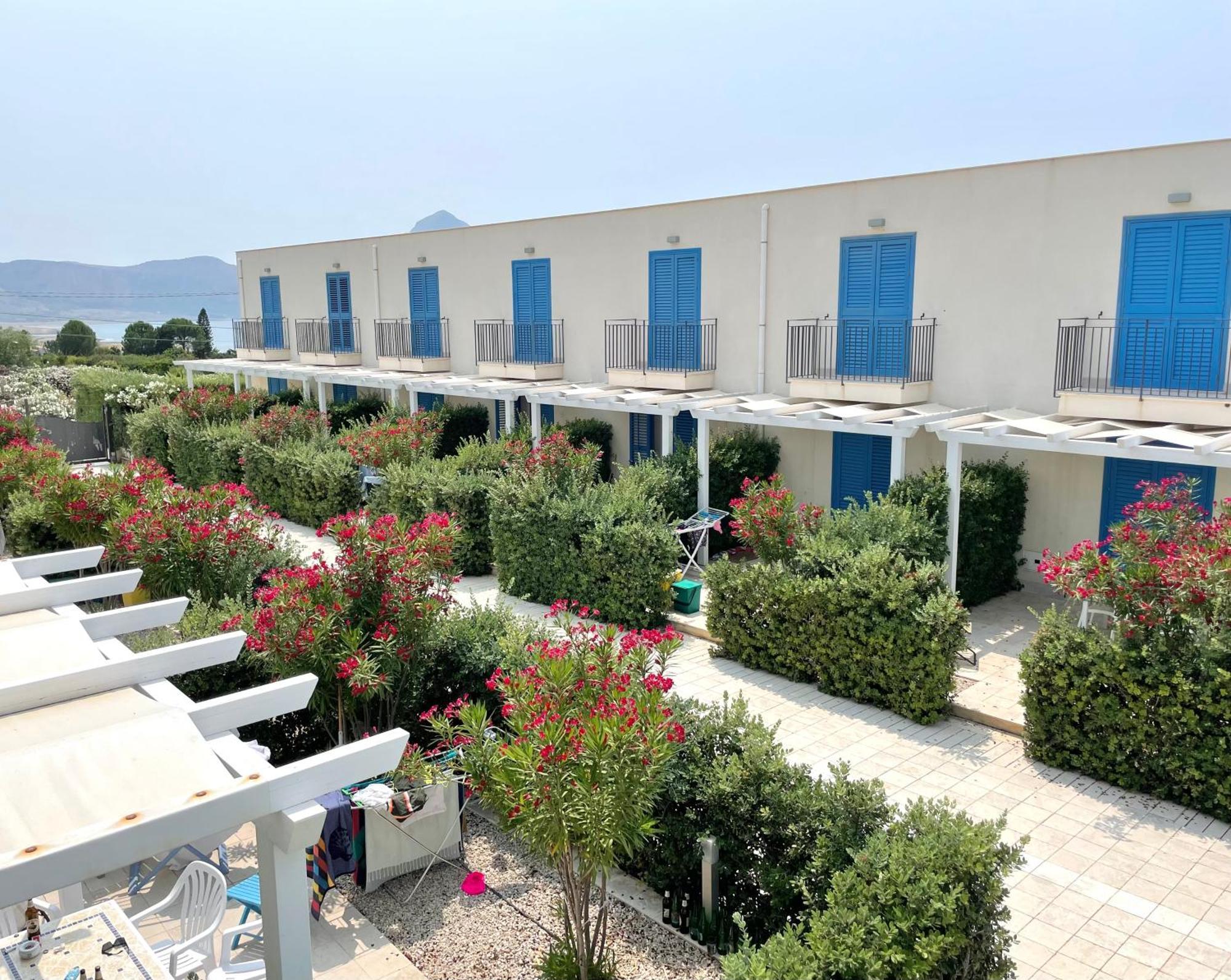 Cala Azzurra Macari Bed And Breakfast And Holidays House Ngoại thất bức ảnh