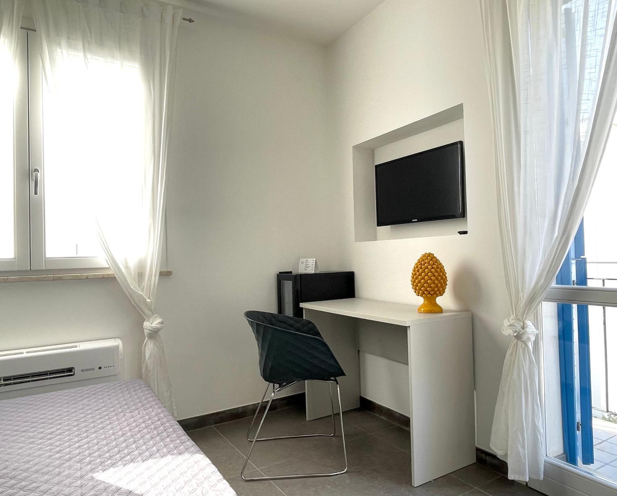 Cala Azzurra Macari Bed And Breakfast And Holidays House Ngoại thất bức ảnh